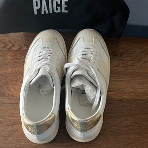 PAIGE Cream and Gold Sneakers